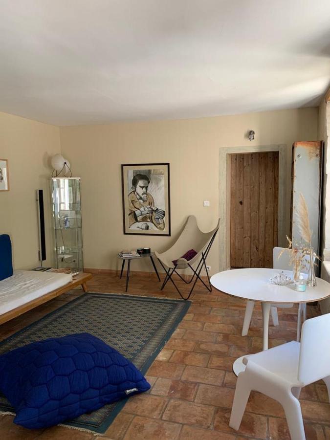 Mas Carita Bed & Breakfast Cabannes Dış mekan fotoğraf