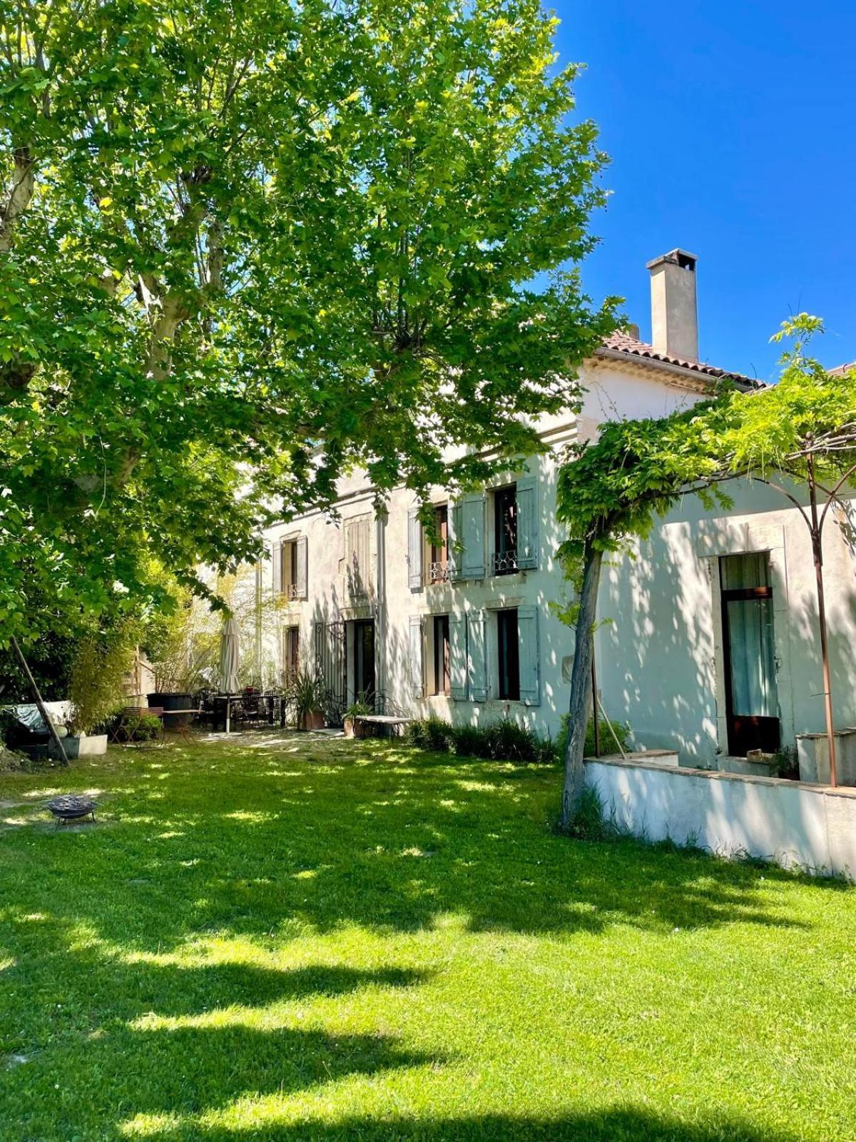 Mas Carita Bed & Breakfast Cabannes Dış mekan fotoğraf